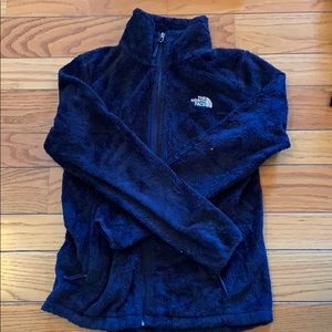 Dark blue north face jacket